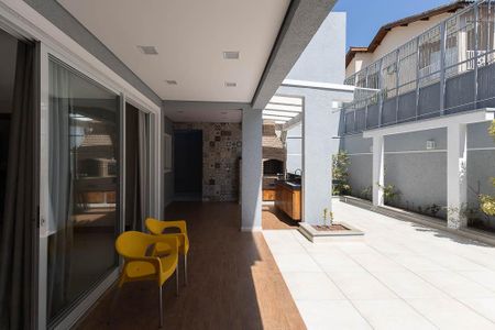 Casa à venda com 420m², 4 quartos e 6 vagasChurrasqueira