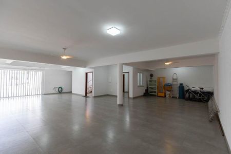Casa à venda com 420m², 4 quartos e 6 vagasGaragem