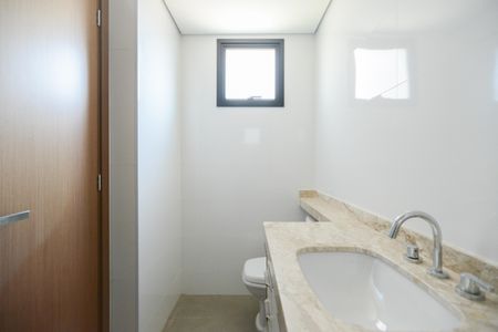 Apartamento para alugar com 144m², 3 quartos e 2 vagasBanheiro da Suíte 1