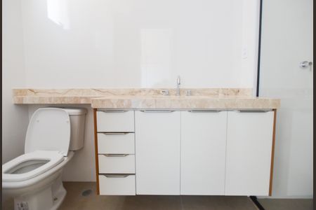 Apartamento para alugar com 144m², 3 quartos e 2 vagasBanheiro da Suíte 1