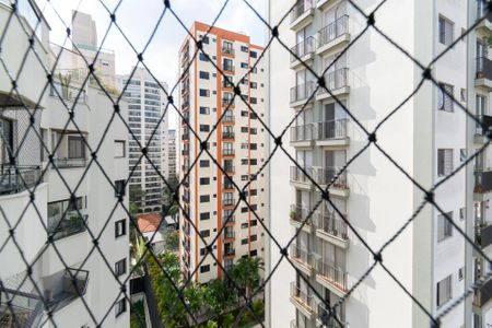 Apartamento à venda com 166m², 4 quartos e 2 vagas Apartamento à venda com 166m², 4 quartos e 2 vagasVista da Suíte 2