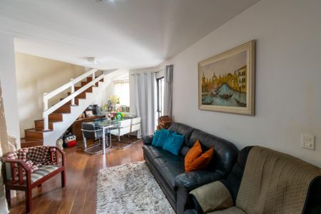 Apartamento à venda com 166m², 4 quartos e 2 vagas Apartamento à venda com 166m², 4 quartos e 2 vagasSala
