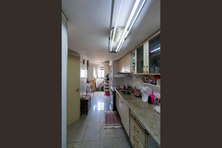 Apartamento à venda com 166m², 4 quartos e 2 vagas Apartamento à venda com 166m², 4 quartos e 2 vagasCozinha