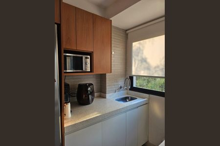 Apartamento à venda com 49m², 2 quartos e 1 vaga Apartamento à venda com 49m², 2 quartos e 1 vagaCozinha e Área de Serviço
