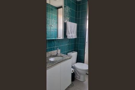 Apartamento à venda com 49m², 2 quartos e 1 vaga Apartamento à venda com 49m², 2 quartos e 1 vagaBanheiro