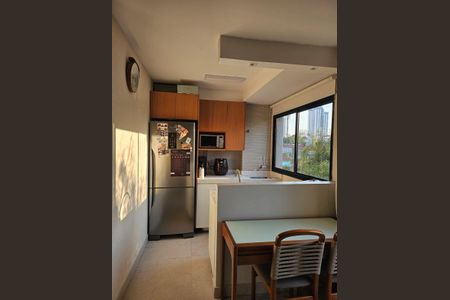 Apartamento à venda com 49m², 2 quartos e 1 vaga Apartamento à venda com 49m², 2 quartos e 1 vagaCozinha e Área de Serviço