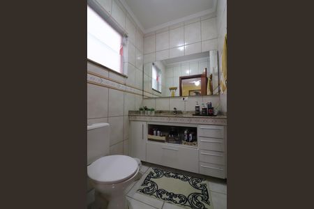 Casa de condomínio à venda com 205m², 3 quartos e 2 vagasBanheiro da Suíte