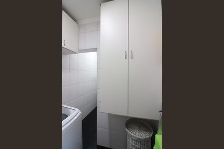 Casa de condomínio à venda com 205m², 3 quartos e 2 vagasÁrea de Serviço