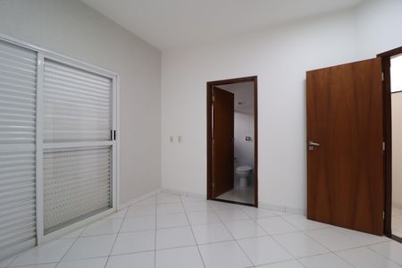 Casa para alugar com 272m², 3 quartos e 3 vagasSuíte 3