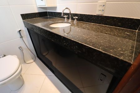 Casa para alugar com 272m², 3 quartos e 3 vagasBanheiro da Suíte 3