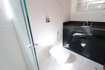 Casa para alugar com 272m², 3 quartos e 3 vagasBanheiro da Suíte 1