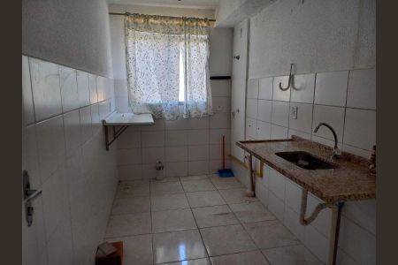 Cozinha de apartamento para alugar com 2 quartos, 42m² em Anil, Rio de Janeiro