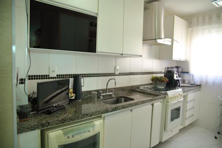Apartamento à venda com 180m², 3 quartos e 2 vagasCozinha
