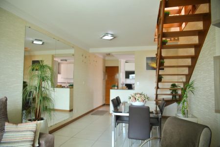 Apartamento à venda com 180m², 3 quartos e 2 vagasSala