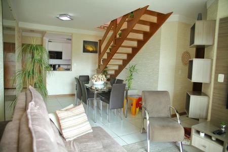 Apartamento à venda com 180m², 3 quartos e 2 vagasSala