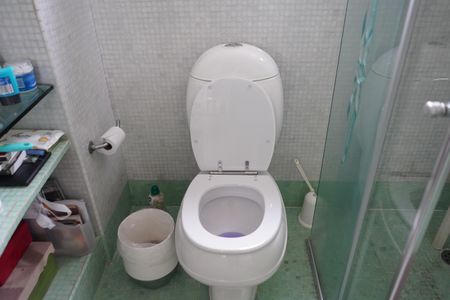 Apartamento à venda com 139m², 2 quartos e 4 vagasBanheiro da Suíte 1