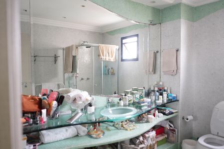 Apartamento à venda com 139m², 2 quartos e 4 vagasBanheiro da Suíte 1