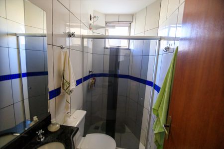 Apartamento à venda com 120m², 2 quartos e 2 vagas Apartamento à venda com 120m², 2 quartos e 2 vagasBanheiro da Suíte