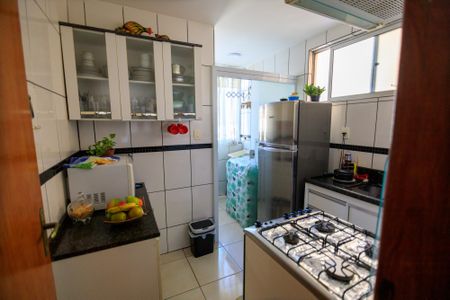 Apartamento à venda com 120m², 2 quartos e 2 vagas Apartamento à venda com 120m², 2 quartos e 2 vagasCozinha