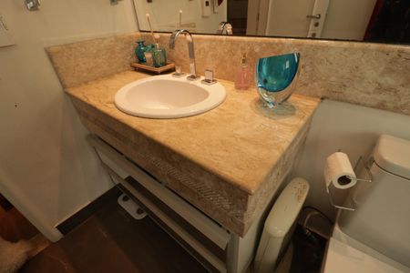 Apartamento à venda com 157m², 3 quartos e 3 vagasSuíte Banheiro