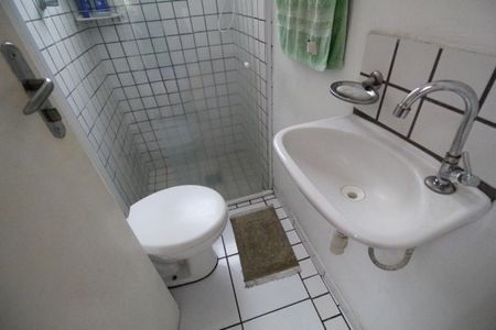 Casa à venda com 250m², 2 quartos e 3 vagasÁrea de serviço - Banheiro