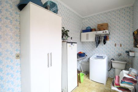 Casa à venda com 250m², 2 quartos e 3 vagasÁrea de serviço