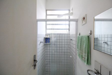 Casa à venda com 250m², 2 quartos e 3 vagasÁrea de serviço - Banheiro