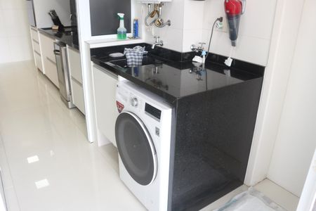 Apartamento à venda com 106m², 3 quartos e 3 vagasÁrea de Serviço