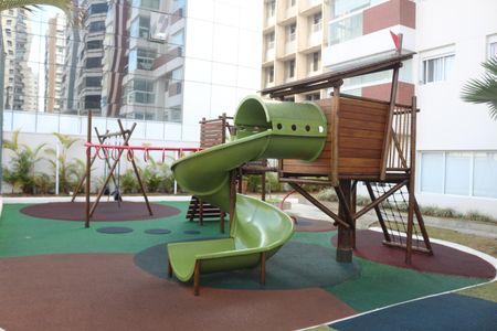 Apartamento à venda com 106m², 3 quartos e 3 vagasÁrea comum - Playground