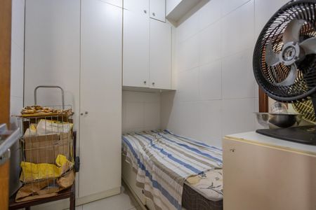 Apartamento para alugar com 164m², 4 quartos e 3 vagas Apartamento para alugar com 164m², 4 quartos e 3 vagasQuarto de Serviço