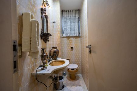 Apartamento para alugar com 164m², 4 quartos e 3 vagas Apartamento para alugar com 164m², 4 quartos e 3 vagasLavabo