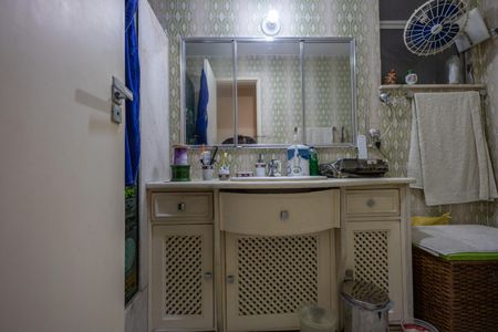 Apartamento para alugar com 164m², 4 quartos e 3 vagas Apartamento para alugar com 164m², 4 quartos e 3 vagasBanheiro