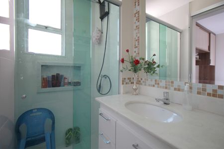 Apartamento à venda com 70m², 3 quartos e 2 vagasBanheiro da Suíte