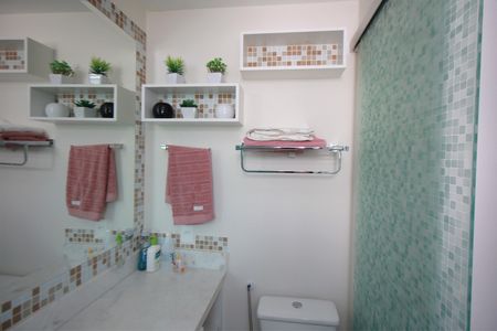 Apartamento à venda com 70m², 3 quartos e 2 vagasBanheiro da Suíte