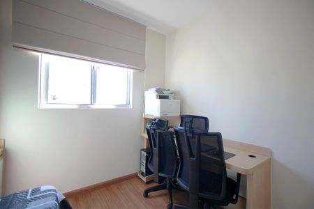 Apartamento à venda com 70m², 3 quartos e 2 vagasQuarto 2