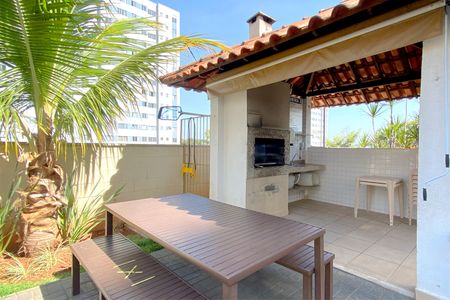 Apartamento à venda com 70m², 3 quartos e 2 vagas Apartamento à venda com 70m², 3 quartos e 2 vagasÁrea comum - Churrasqueira