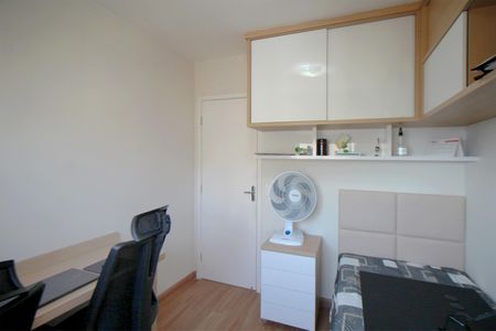 Apartamento à venda com 70m², 3 quartos e 2 vagasQuarto 2