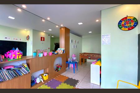 Apartamento à venda com 70m², 3 quartos e 2 vagas Apartamento à venda com 70m², 3 quartos e 2 vagasÁrea comum - Brinquedoteca