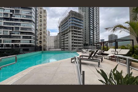 Apartamento à venda com 40m², 1 quarto e sem vaga Apartamento à venda com 40m², 1 quarto e sem vagaPiscina