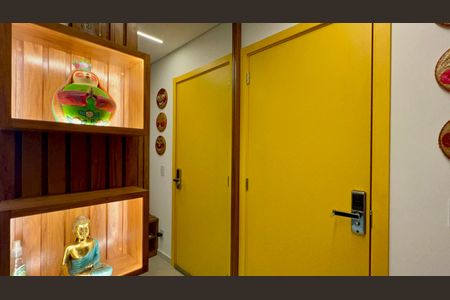 Apartamento à venda com 40m², 1 quarto e sem vaga Apartamento à venda com 40m², 1 quarto e sem vagaEntrada