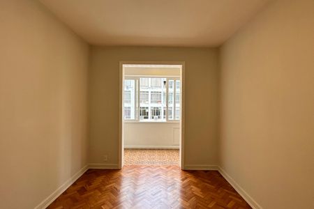Apartamento à venda com 80m², 2 quartos e sem vagaQuarto 02