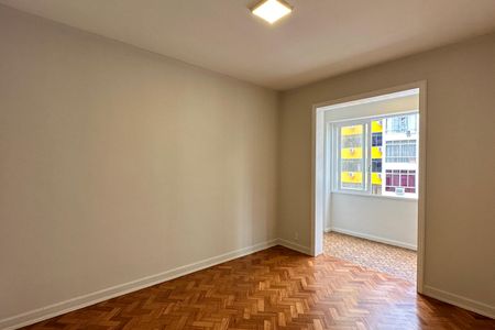 Apartamento à venda com 80m², 2 quartos e sem vagaQuarto 02