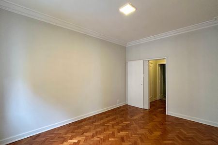 Sala de apartamento à venda com 2 quartos, 80m² em Copacabana, Rio de Janeiro
