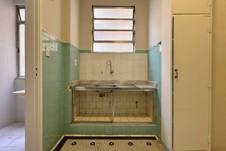 Apartamento à venda com 80m², 2 quartos e sem vagaCozinha