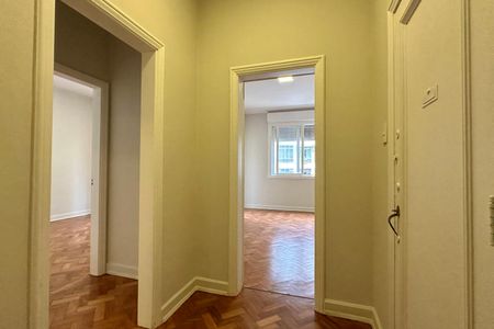 Apartamento à venda com 80m², 2 quartos e sem vagaEntrada