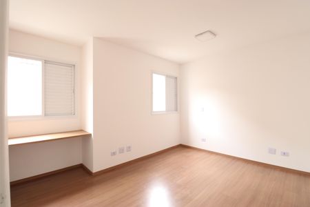 Apartamento para alugar com 63m², 2 quartos e 1 vagaSuíte