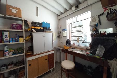 Casa para alugar com 328m², 3 quartos e 4 vagas Casa para alugar com 328m², 3 quartos e 4 vagasQuarto de Serviço