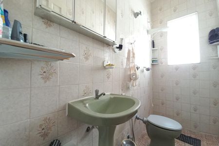 Casa para alugar com 328m², 3 quartos e 4 vagas Casa para alugar com 328m², 3 quartos e 4 vagasBanheiro