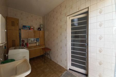 Casa para alugar com 328m², 3 quartos e 4 vagas Casa para alugar com 328m², 3 quartos e 4 vagasÁrea de Serviço