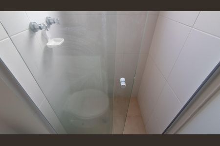 Apartamento à venda com 77m², 3 quartos e 2 vagasBanheiro Social